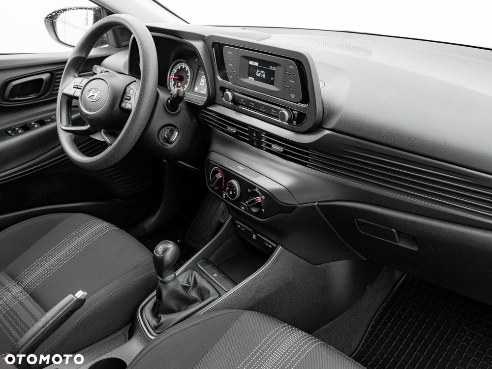 Hyundai i20 1.2 Pure - 30