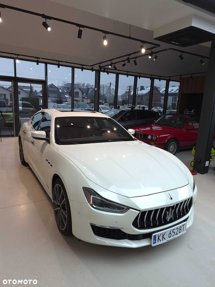 Maserati Ghibli - 2
