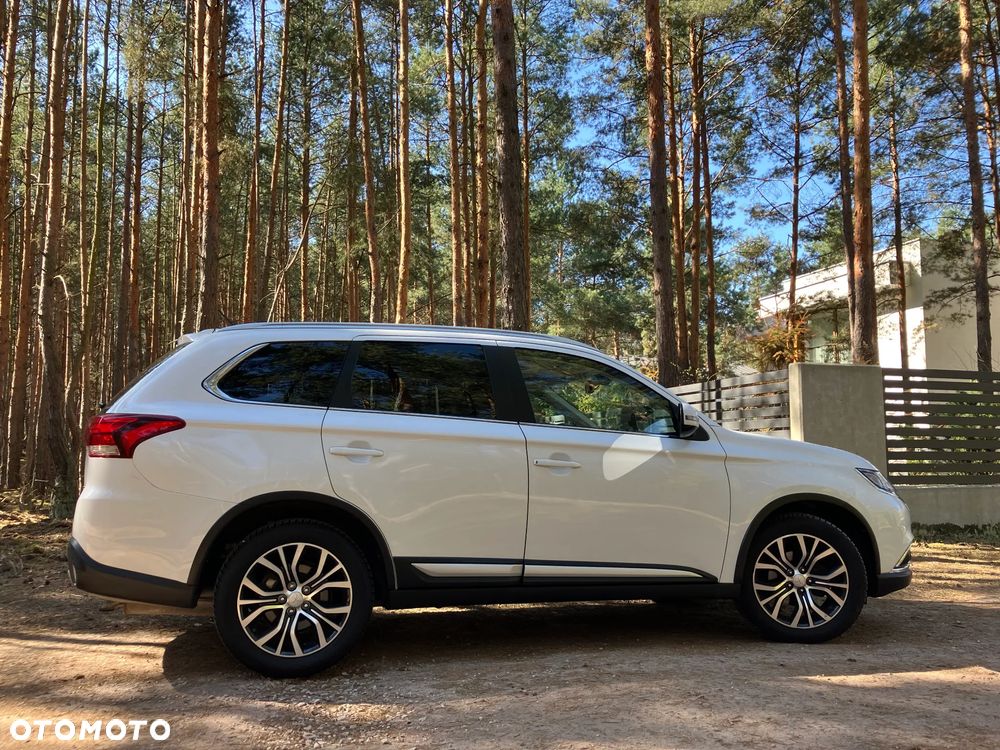 Mitsubishi Outlander 2.0 Intense + 4WD CVT - 3