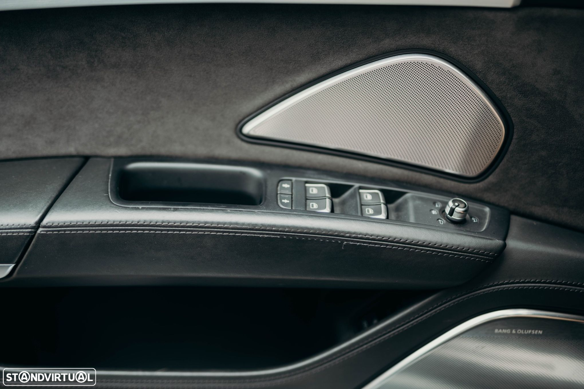 Audi A8 4.2 TDi V8 quattro Exclusive - 25