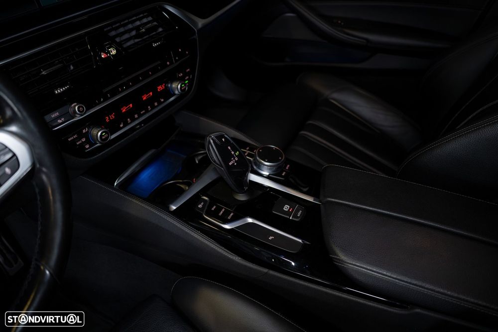 BMW 520 d Pack M Auto - 28