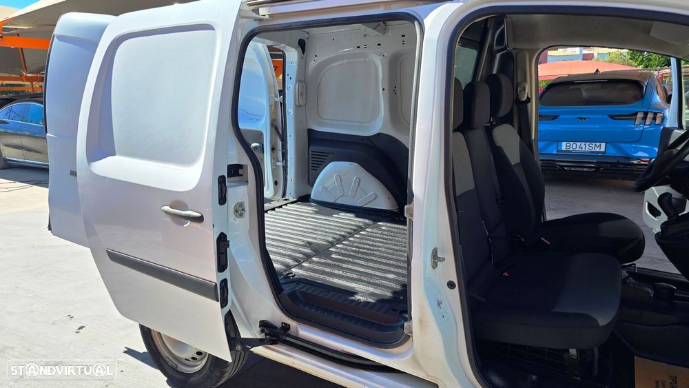 Renault Kangoo 1.5 dCi Business S/S 3L - 7