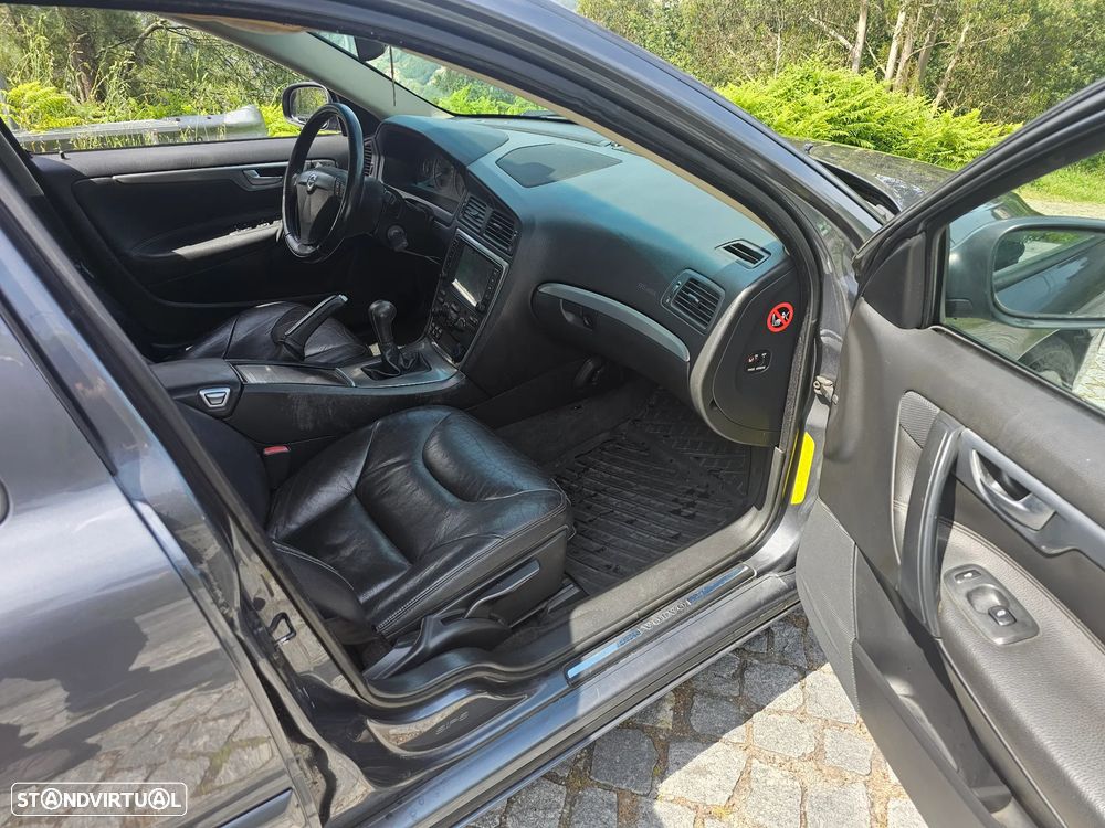 Volvo S60 2.4 D5 Nivel 1 - 5