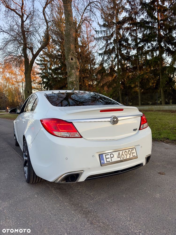 Opel Insignia 2.8 T V6 OPC - 3