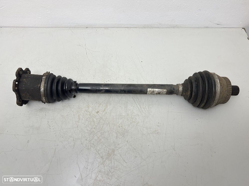 Transmissão Dto Frente Usado AUDI A4 (8E2, B6) 1.9 TDI REF. 8E0407272AT MOTOR AW... - 1
