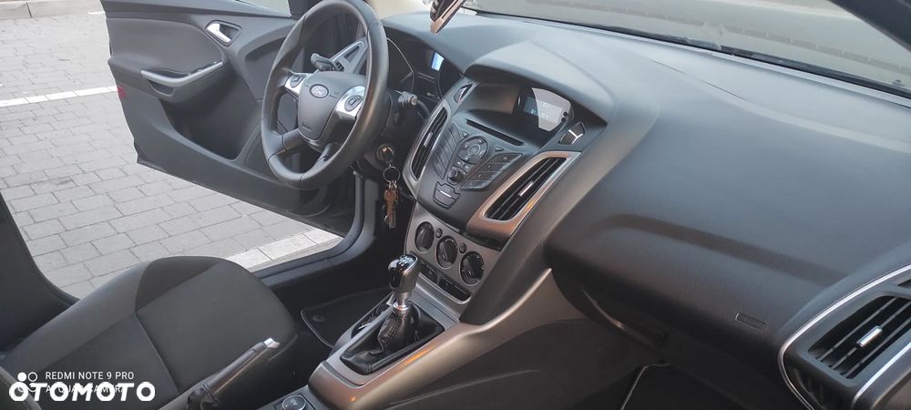Ford Focus 1.0 EcoBoost Start-Stopp-System SYNC Edition - 9