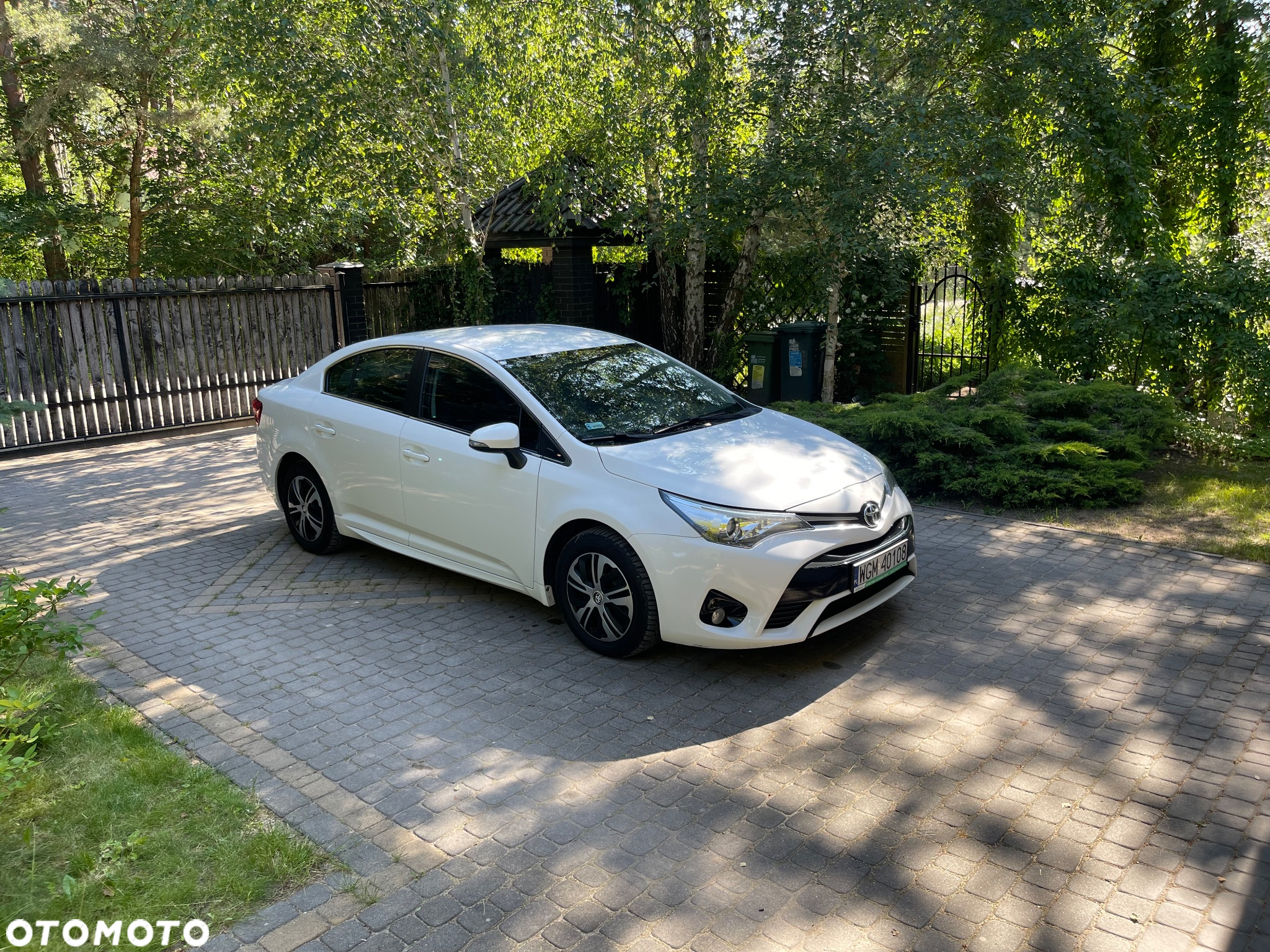 Toyota Avensis 1.8 Active - 9
