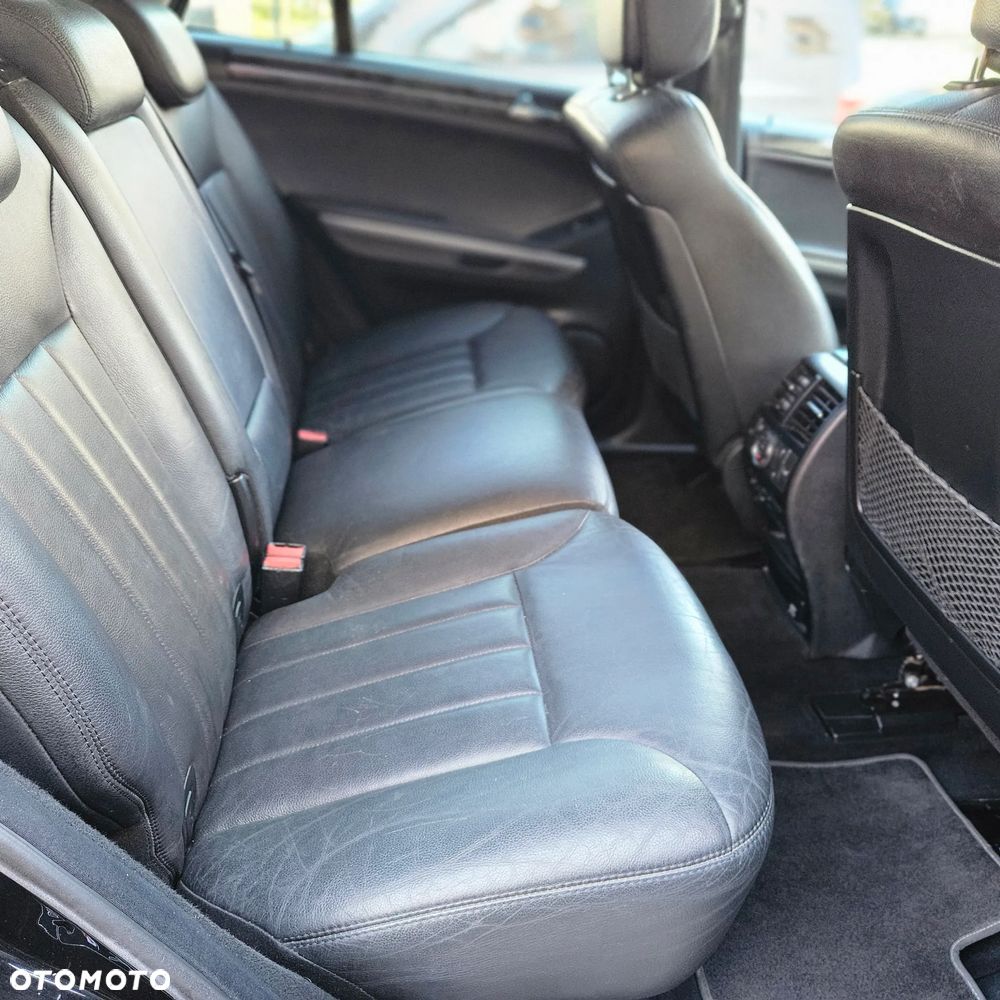 Mercedes-Benz ML - 18