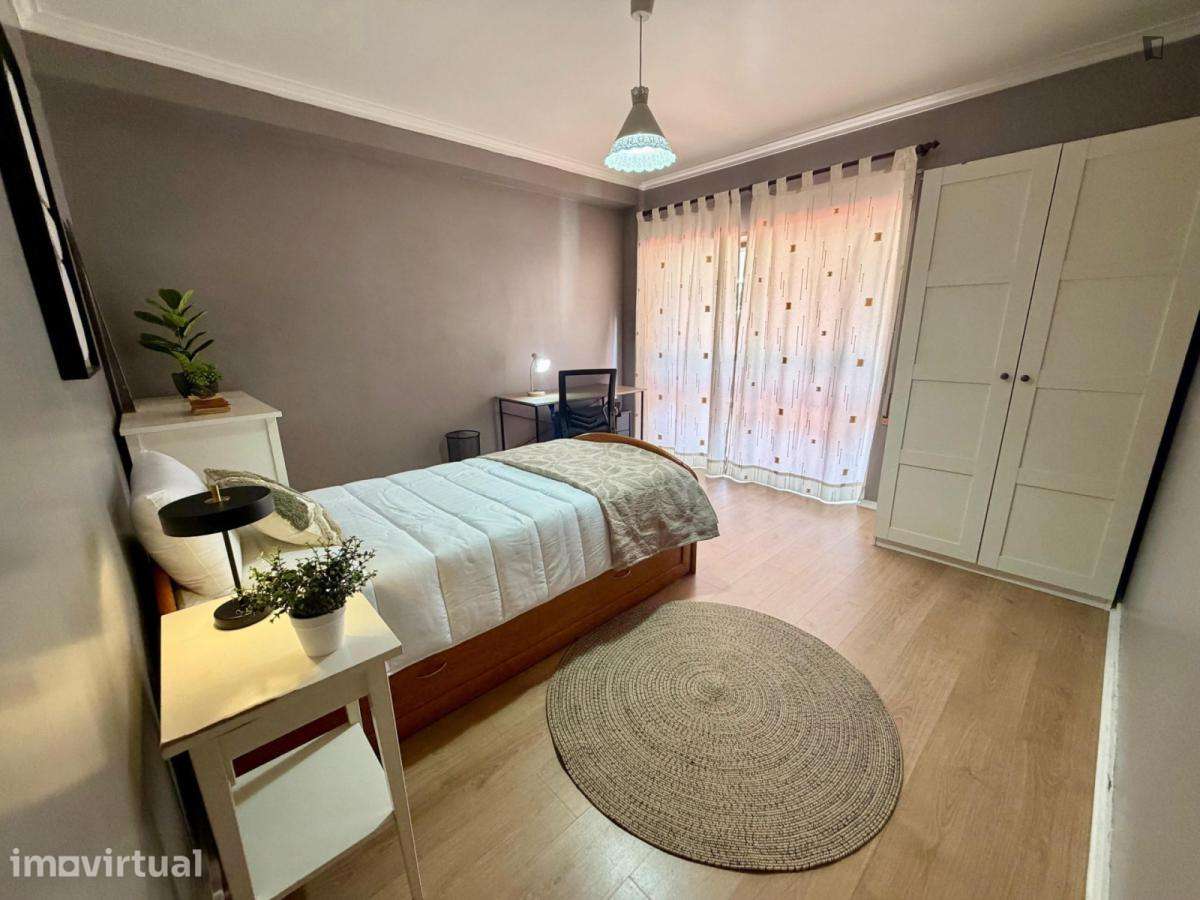 Apartamento com 3 quartos - localizado em Montes Claros Coimbra - Grande imagem: 4/27