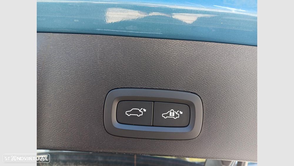 Volvo XC 40 Recharge Twin Plus - 18