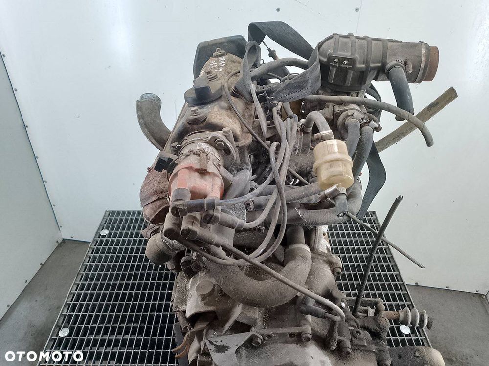 SILNIK KOMPLETNY+ SKRZYNIA BIEGÓW TRABANT 601 TL-023  030103021B  0.6 - 4