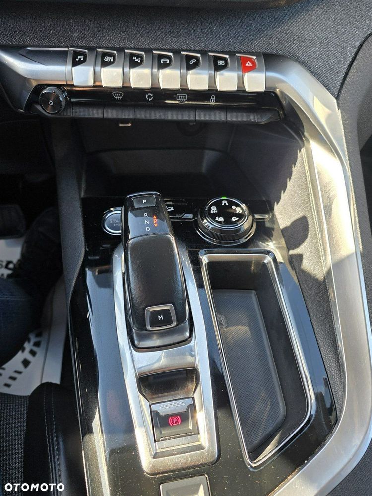 Peugeot 3008 - 20
