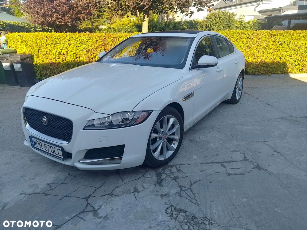 Jaguar XF - 7