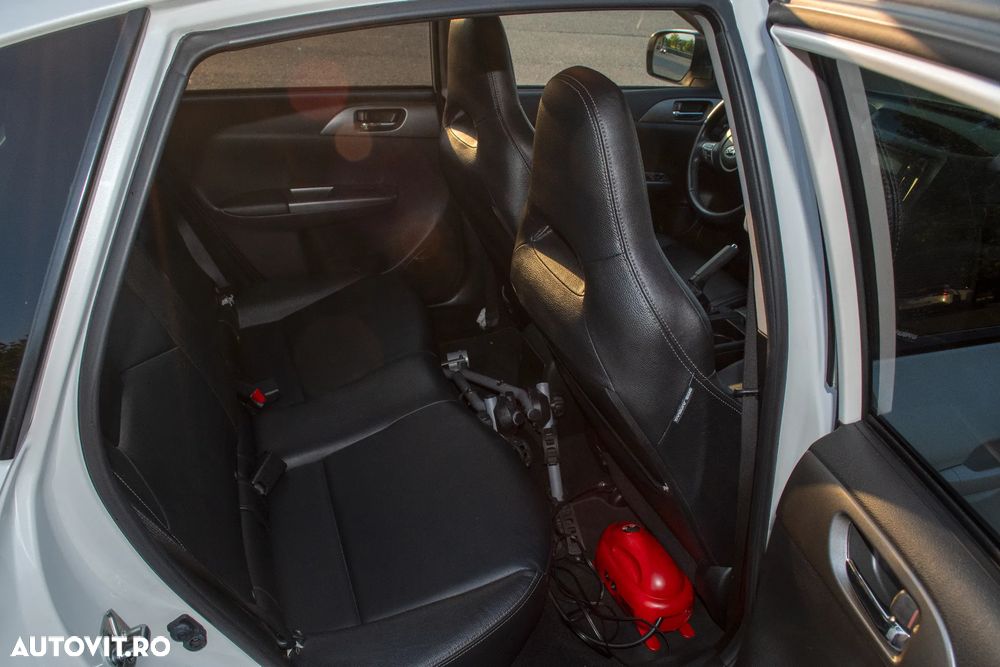Subaru Impreza - 19