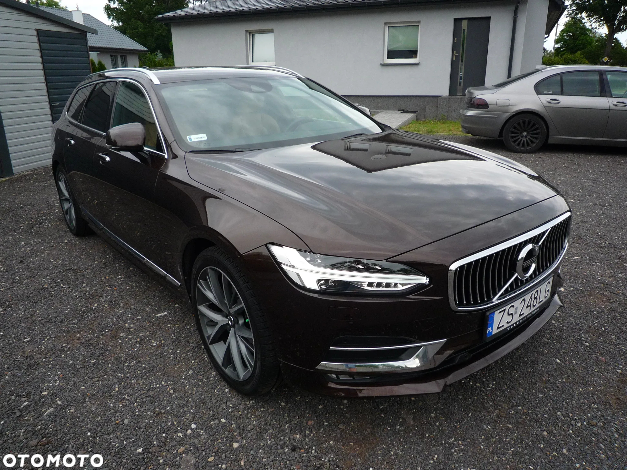Volvo V90 D4 SCR AWD Inscription - 4