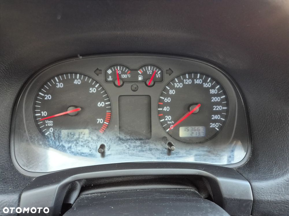 Volkswagen Golf 1.6 Basis - 7