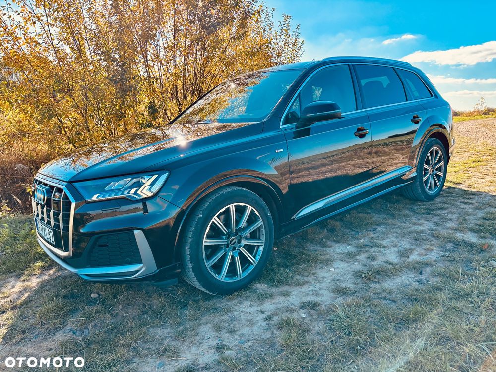 Audi Q7 2022 photo 3