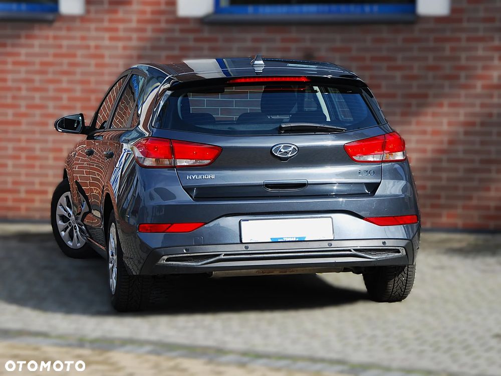 Hyundai i30 1.0 T-GDI Modern - 10