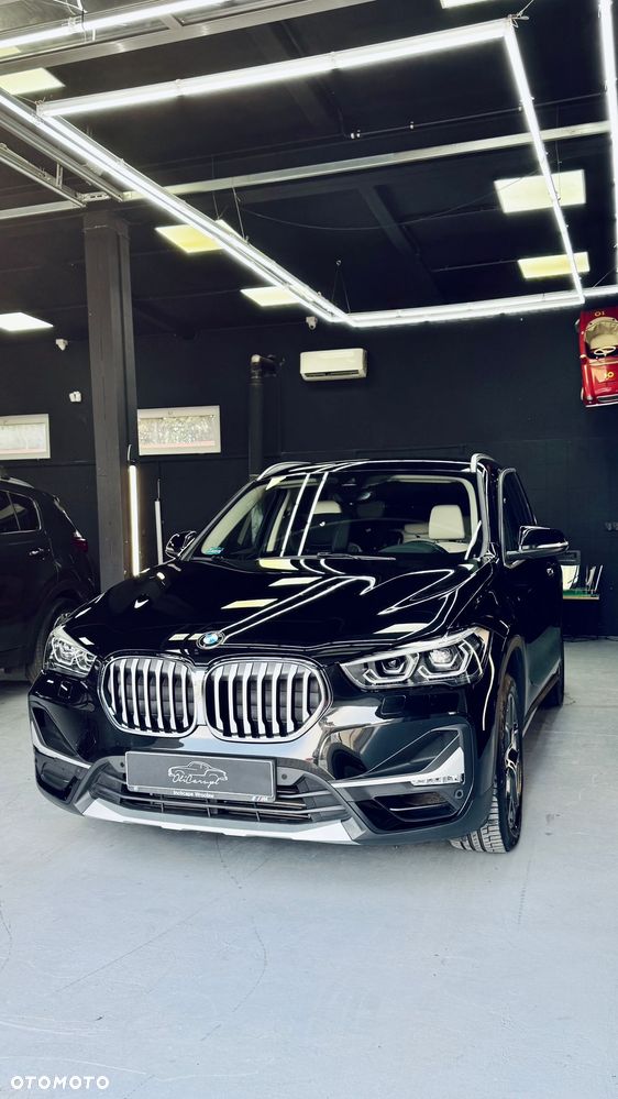 BMW X1 sDrive18i - 1