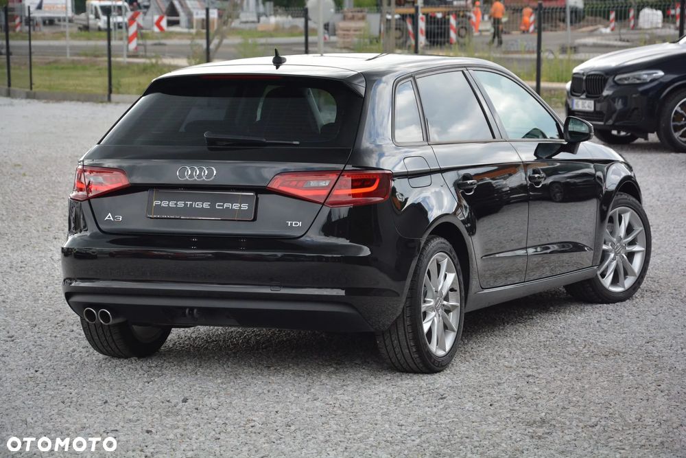 Audi A3 Sportback 2.0 TDI DPF S tronic Attraction - 8