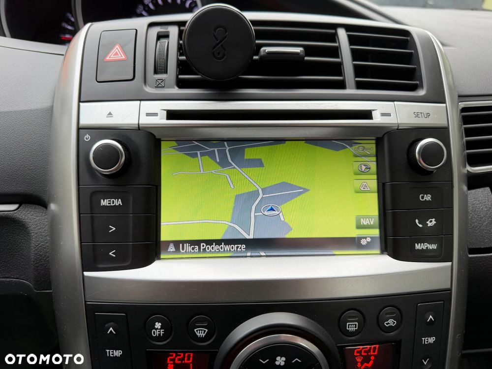 Toyota Verso 1.8 Premium 7os - 32