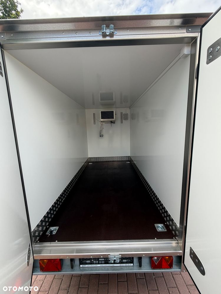 TEMARED Przyczepa izoterma chłodnia TEMARED COOLER 3015 1,8T WYPRZEDAŻ - 8