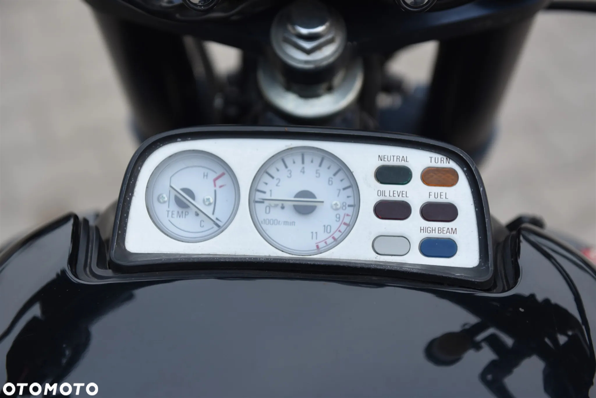 Yamaha V-MAX - 12