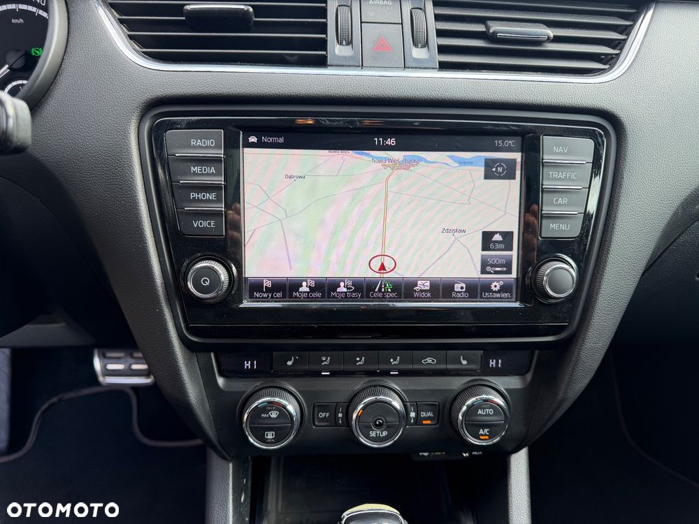 Skoda Octavia 2.0 TDI DSG RS - 24