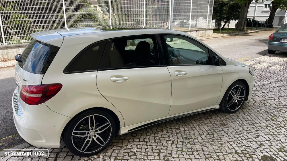 Mercedes-Benz B 200 (CDI) d 7G-DCT AMG Line - 3