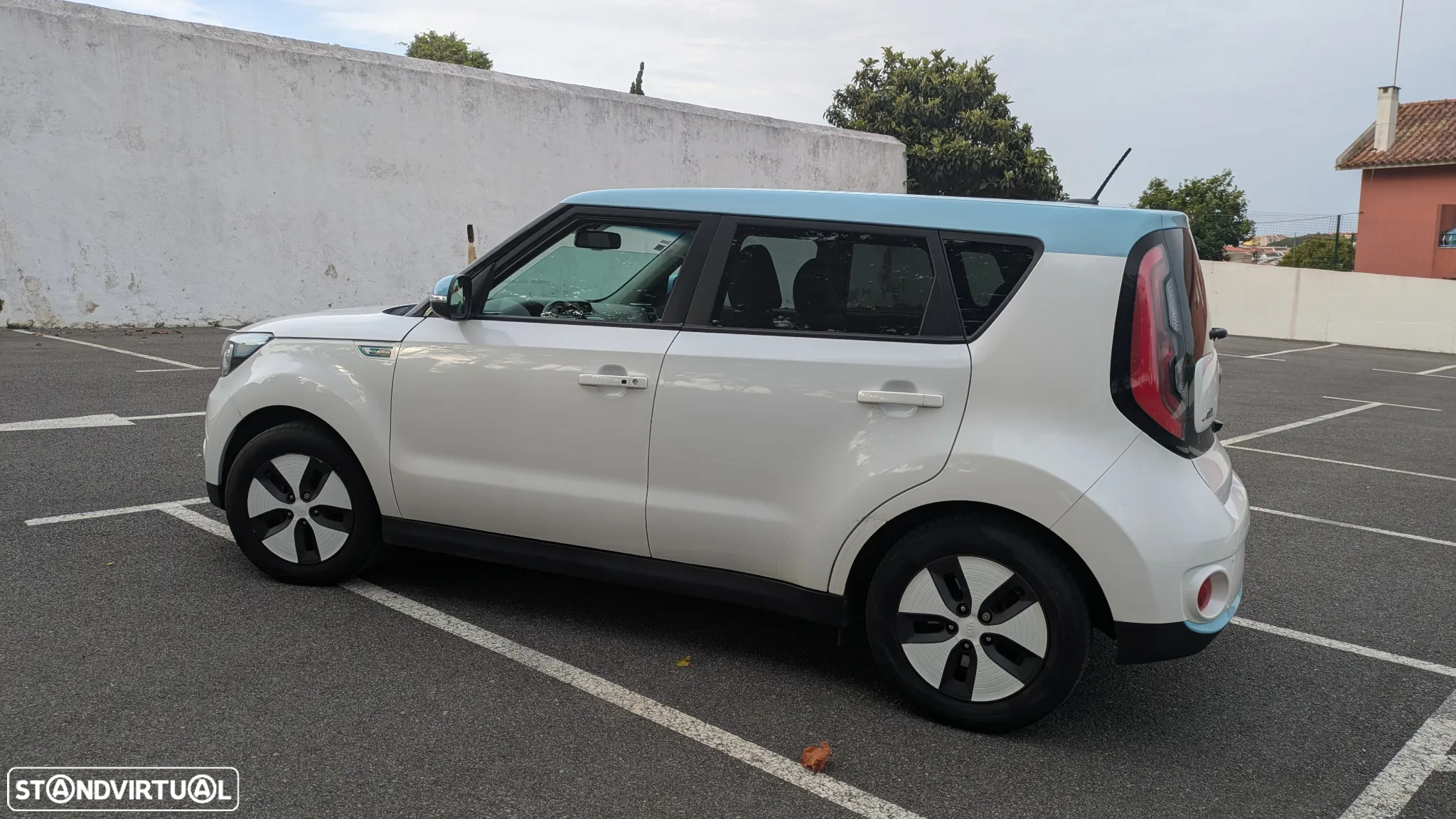 Kia e-Soul EV Play - 4