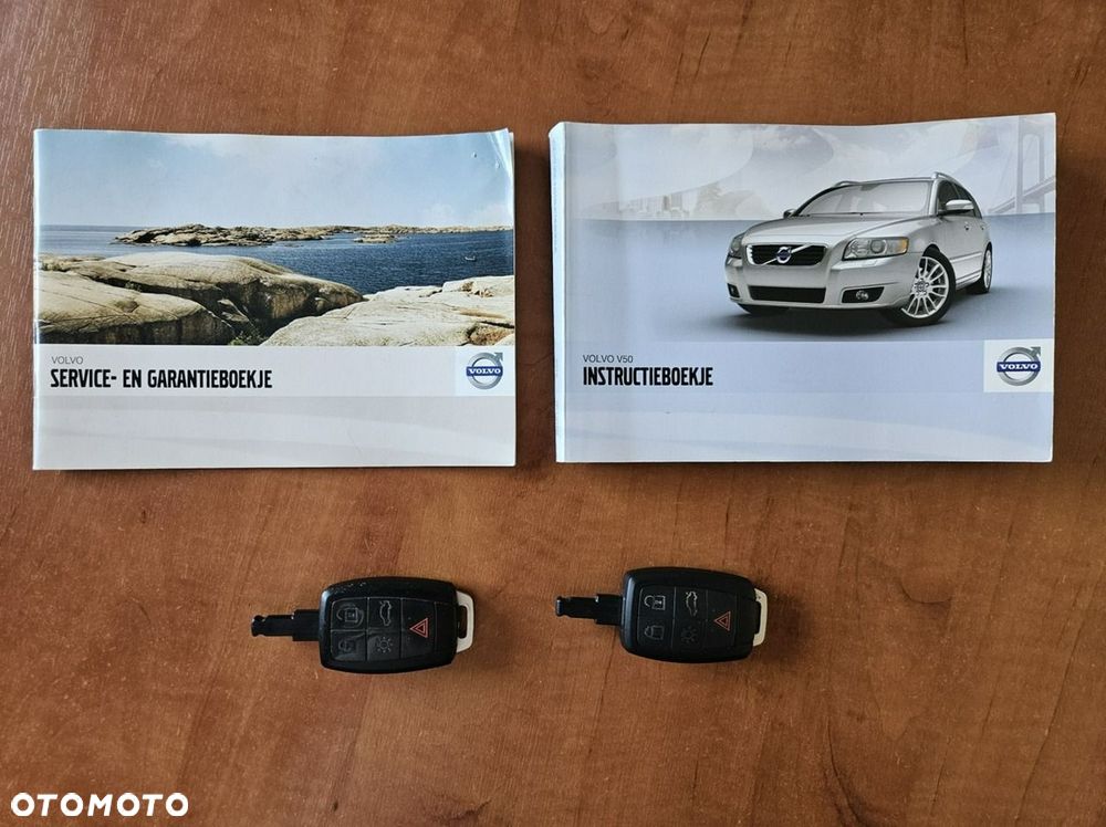 Volvo V50 DPF D3 Momentum - 28