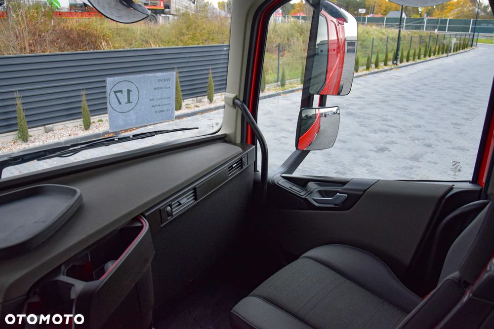 Volvo FH500 / NISKA KABINA / HYDRAULIKA / EURO 6 / ACC / LEDY / ALUFELGI / SERWISOWANY / SPROWADZONY - 26