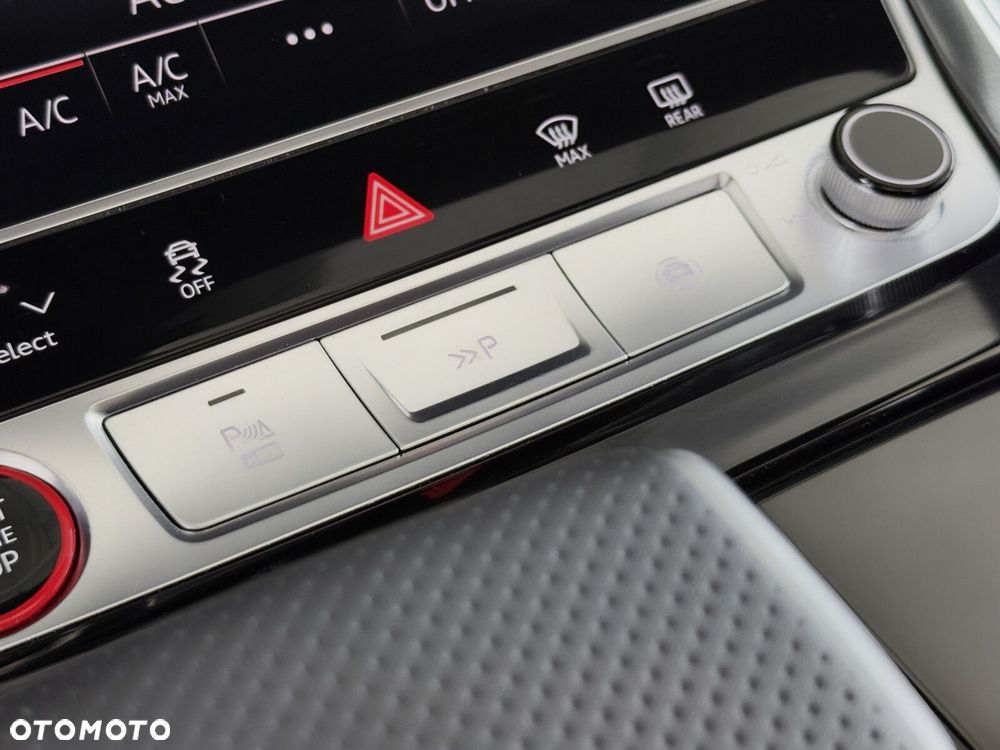Audi SQ8 - 23