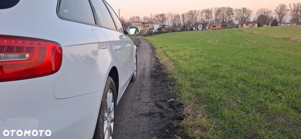 Audi A4 Avant 2.0 TDI Quattro - 4