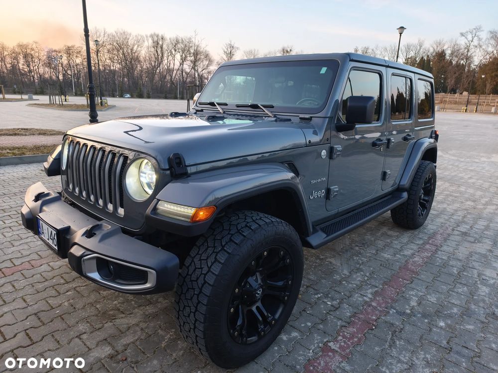 Jeep Wrangler - 11