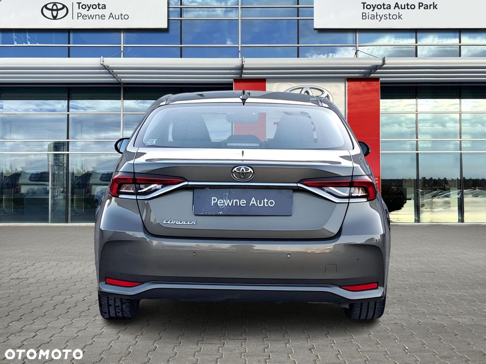 Toyota Corolla - 4