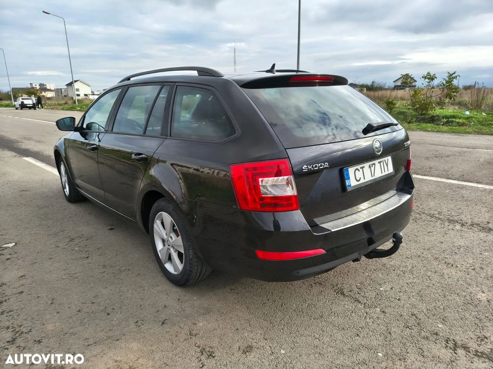 Skoda Octavia Combi 1.6 TDI Green tec Elegance - 4