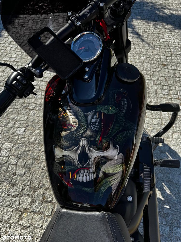Harley-Davidson Softail Fat Bob - 5