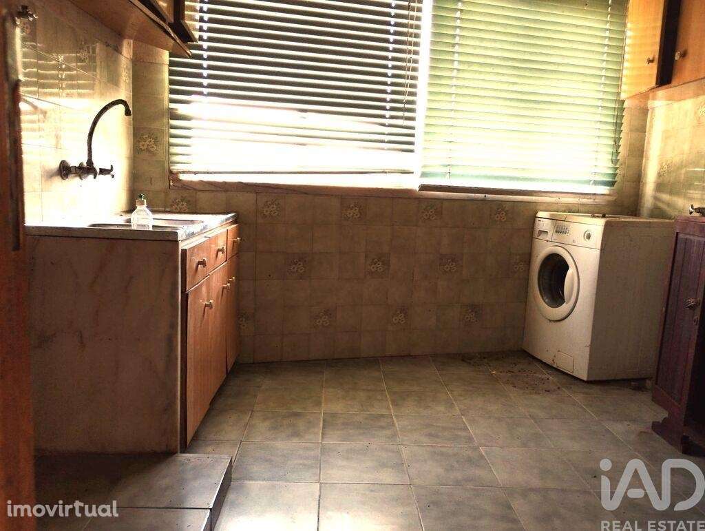 Casa / Villa T3 em São João das Lampas e Terrugem de 215 m2 - Grande imagem: 2/33