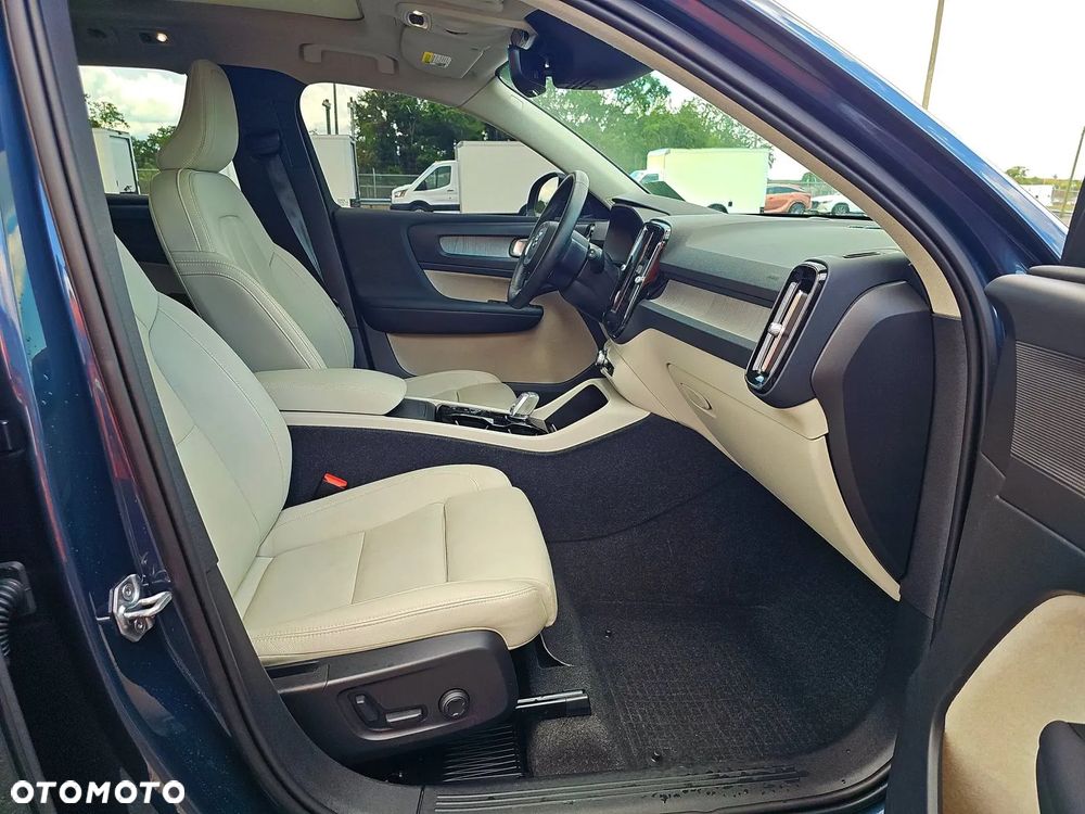 Volvo XC 40 T5 AWD Geartronic Inscription - 11