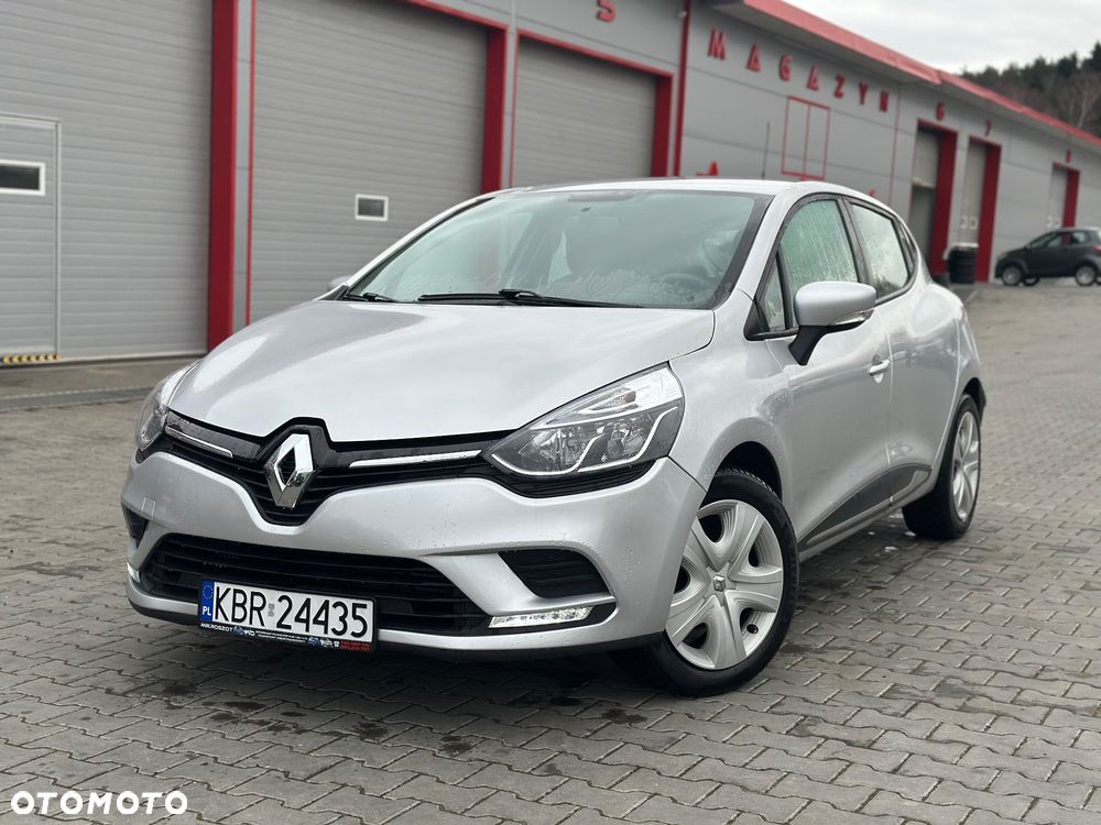 Renault Clio - 1
