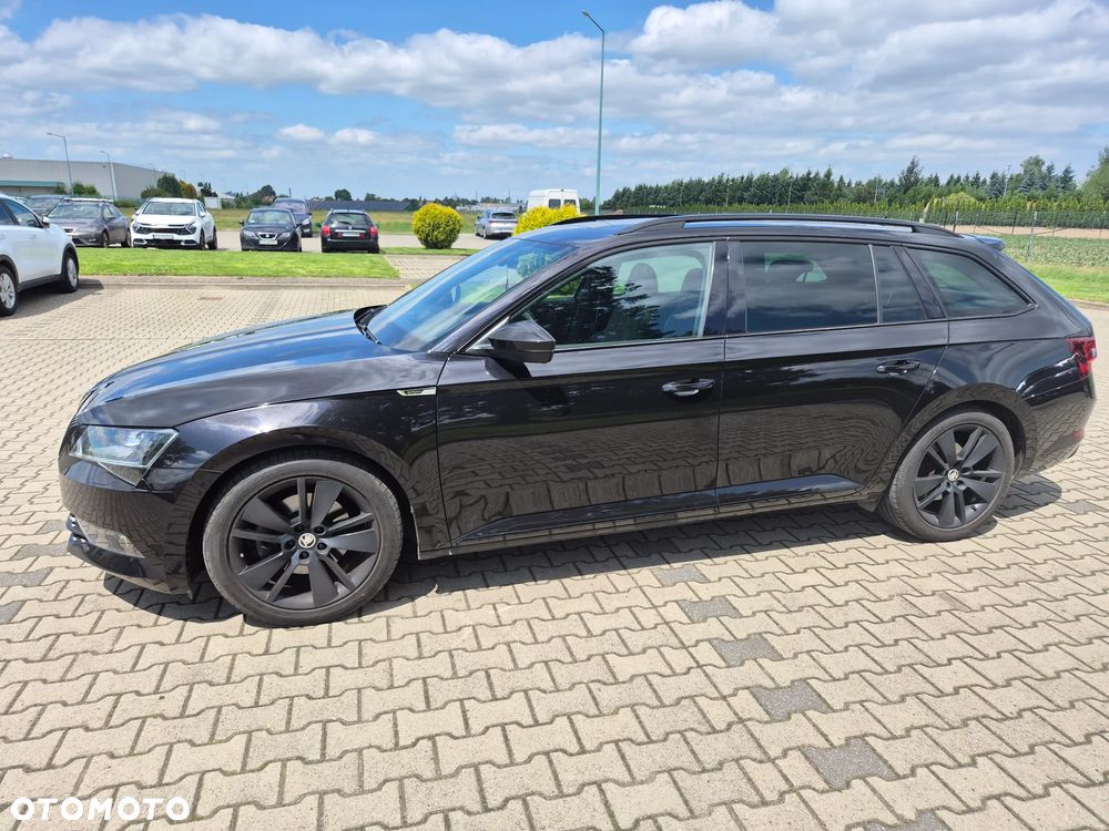 Skoda Superb 1.5 TSI Sportline DSG - 4