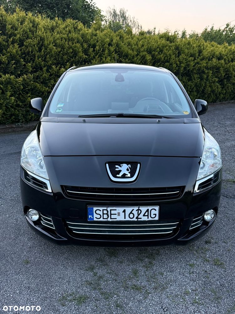 Peugeot 5008 155 THP Premium - 2