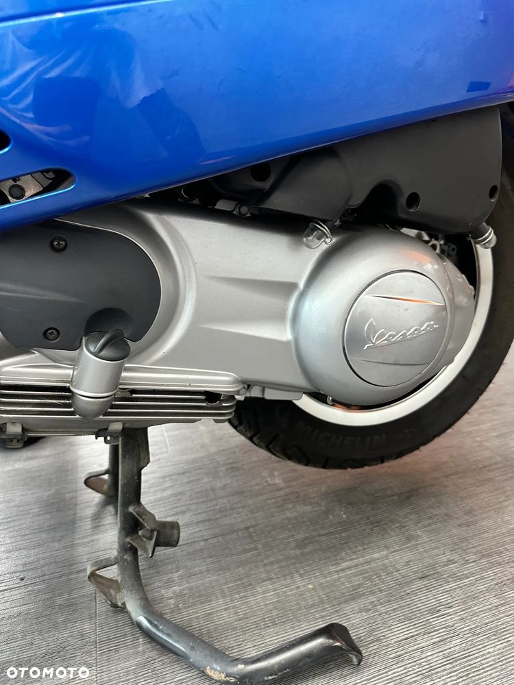 Vespa GTS - 14