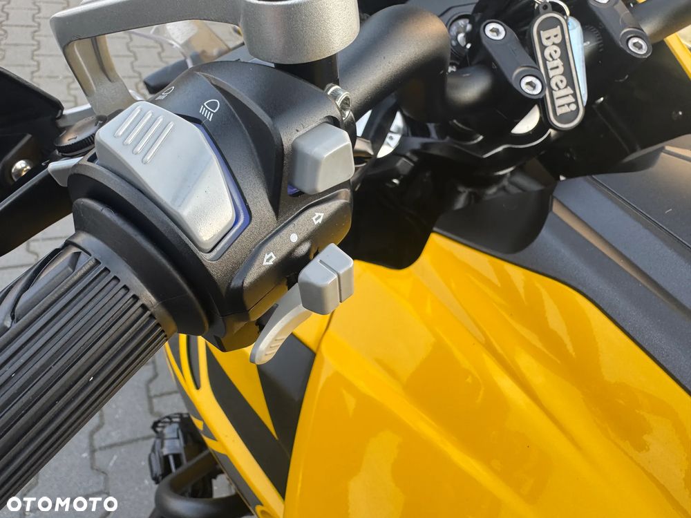 Benelli TRK 502X - 37
