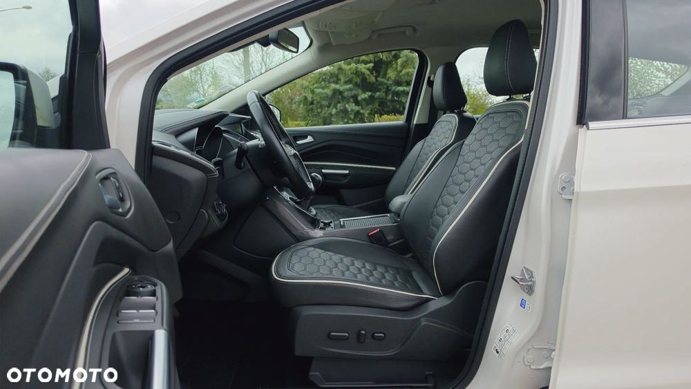 Ford Kuga - 18