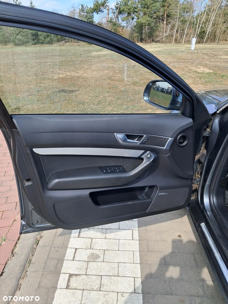 Audi A6 Avant 3.0 TDI DPF quattro S tronic - 13