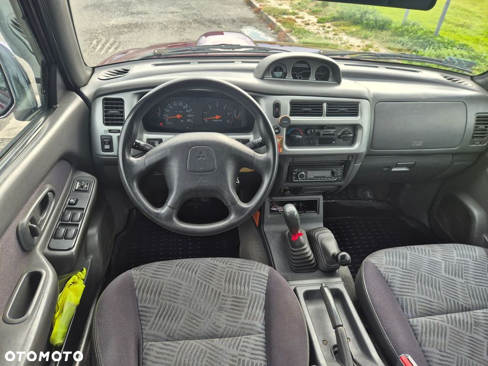 Mitsubishi L200 2.5 TDI GLS 4WD DoubleCab - 6