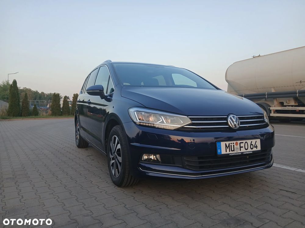 Volkswagen Touran 2.0 TDI SCR (BlueMotion Technology) DSG Comfortline - 4
