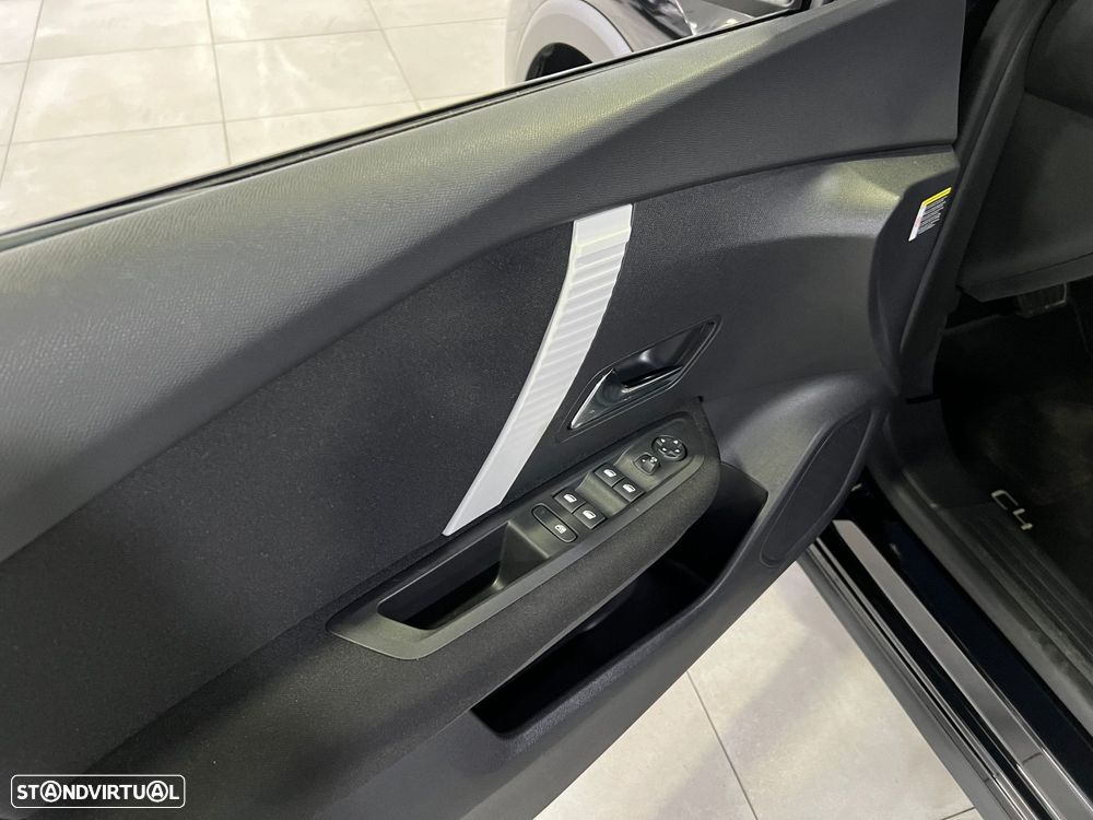 Citroën C4 1.2 Hybrid Plus e-DSC6 - 26